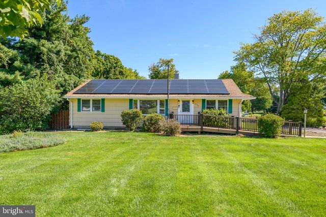 2176 PENNINGTON RD, Ewing, NJ 08638