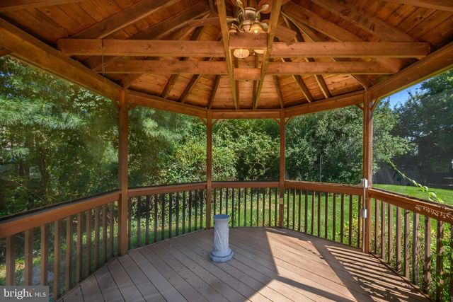 2176 PENNINGTON RD, Ewing, NJ 08638