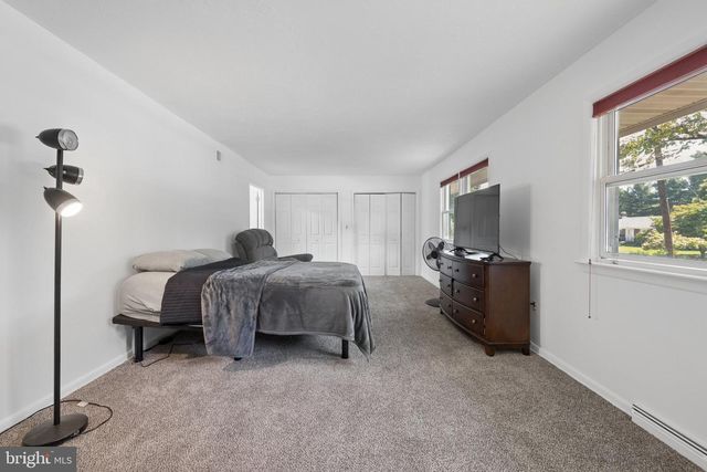 2176 PENNINGTON RD, Ewing, NJ 08638