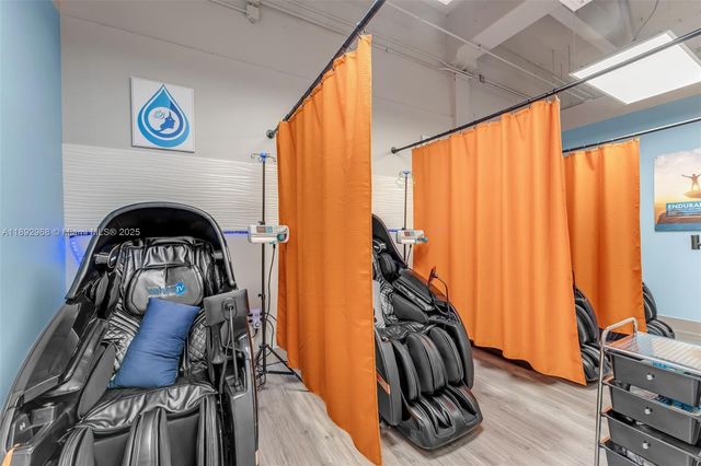 12673 S Dixie Hwy, Pinecrest, FL 33156