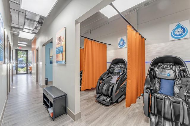 12673 S Dixie Hwy, Pinecrest, FL 33156