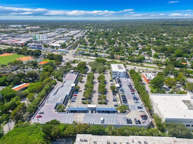 12673 S Dixie Hwy, Pinecrest, FL 33156