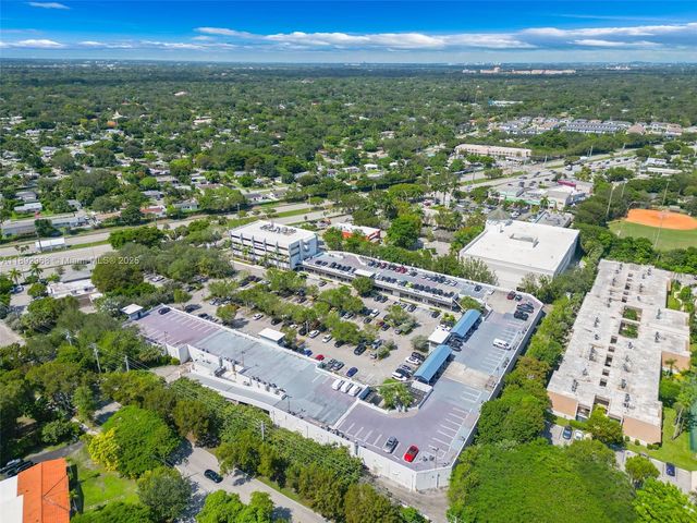 12673 S Dixie Hwy, Pinecrest, FL 33156