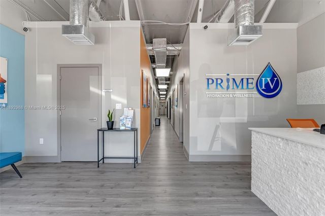 12673 S Dixie Hwy, Pinecrest, FL 33156