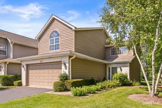 87 townsend Circle, Naperville, IL 60565