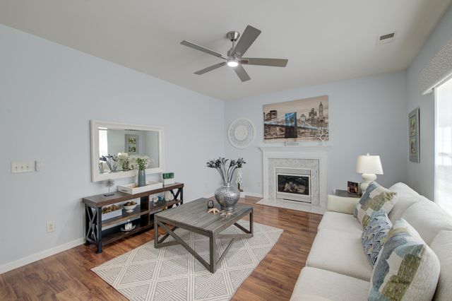 104 Corrientes Court, Summerville, SC 29483