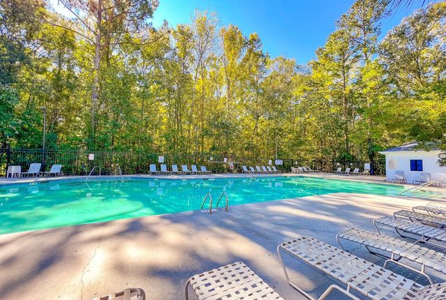 104 Corrientes Court, Summerville, SC 29483