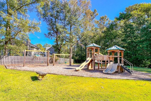 104 Corrientes Court, Summerville, SC 29483
