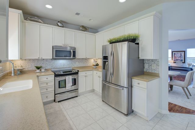 104 Corrientes Court, Summerville, SC 29483
