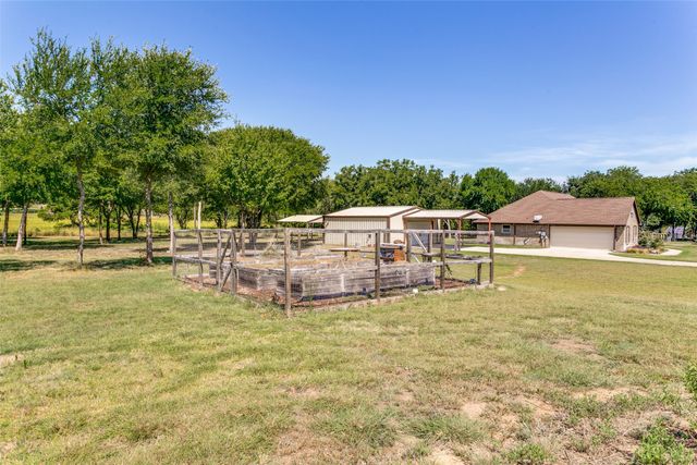173 Miramar Circle, Weatherford, TX 76085