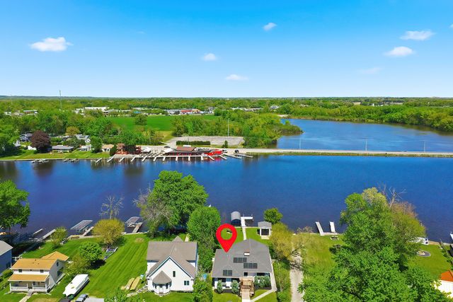 624 Country Club Drive, Mchenry, IL 60050