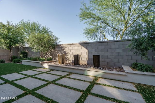 24111 N 162ND Avenue, Surprise, AZ 85387