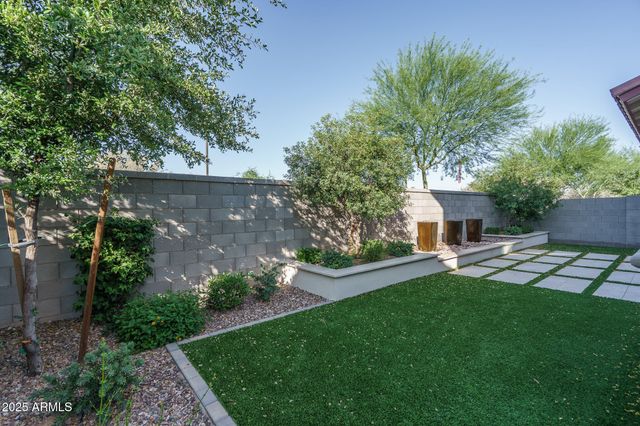 24111 N 162ND Avenue, Surprise, AZ 85387