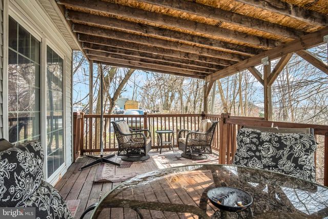 235 S ENOLA DR, Enola, PA 17025