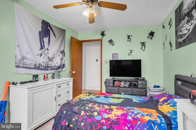 235 S ENOLA DR, Enola, PA 17025