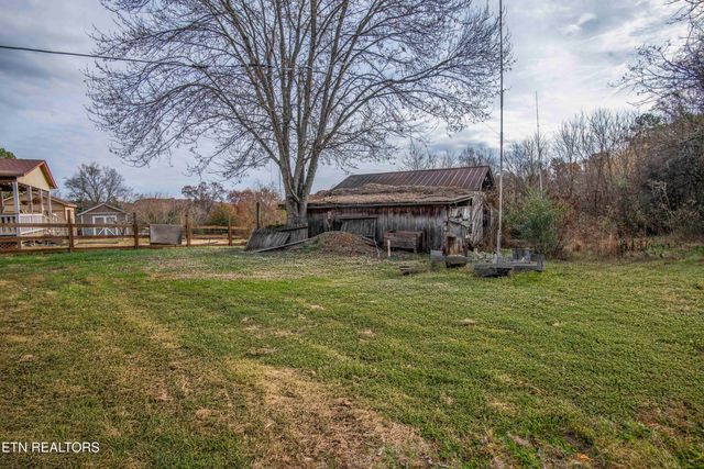 1303 Stevens Lane, Lenoir City, TN 37771