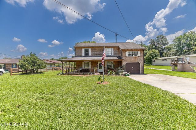 1303 Stevens Lane, Lenoir City, TN 37771