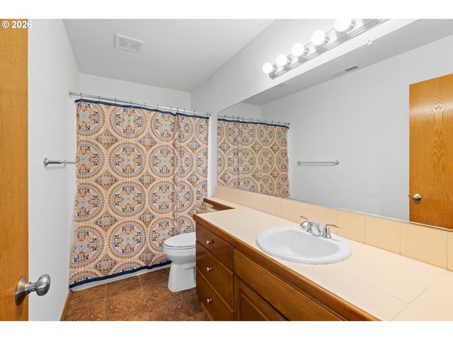 10604 Ne 114TH Ct, Vancouver, WA 98662