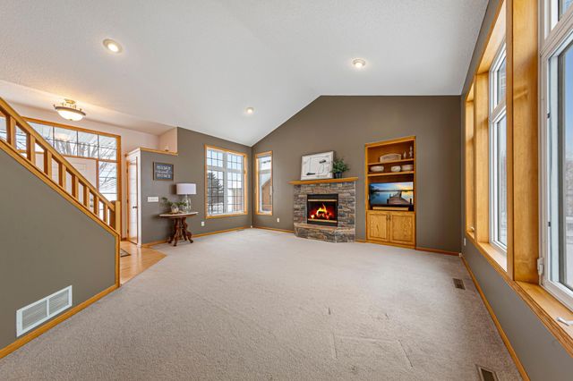 4090 Wells Lake Court, Faribault, MN 55021