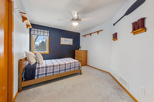 4090 Wells Lake Court, Faribault, MN 55021