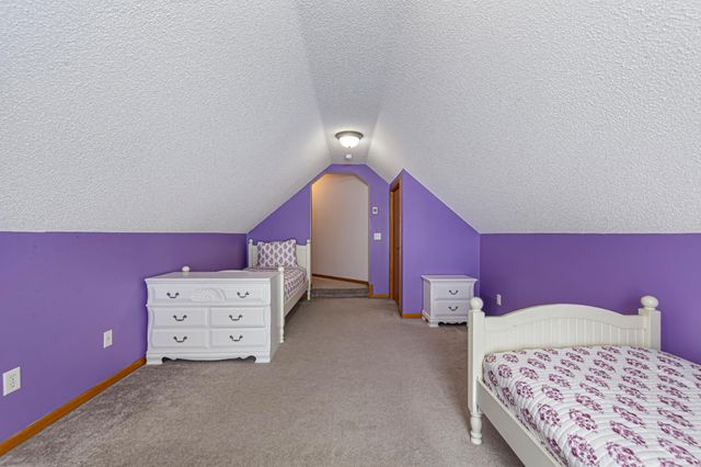 4090 Wells Lake Court, Faribault, MN 55021