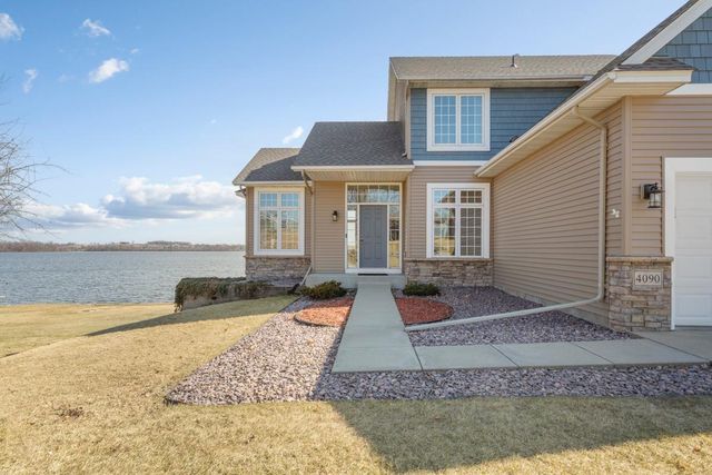 4090 Wells Lake Court, Faribault, MN 55021