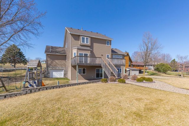 4090 Wells Lake Court, Faribault, MN 55021