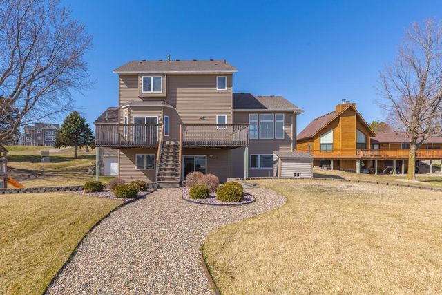 4090 Wells Lake Court, Faribault, MN 55021