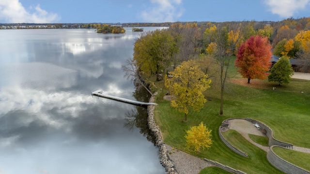 4090 Wells Lake Court, Faribault, MN 55021