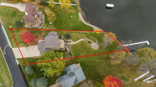 4090 Wells Lake Court, Faribault, MN 55021