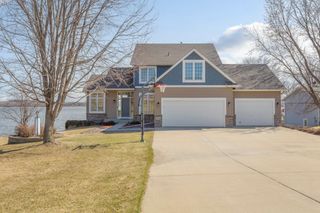 4090 Wells Lake Court, Faribault, MN 55021