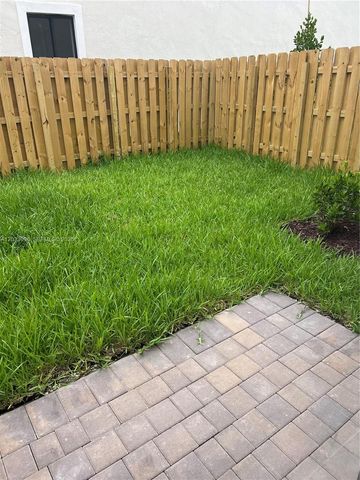 20 NW 15th Ct, Florida City, FL 33034