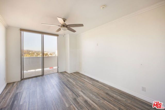7250 Franklin Avenue 702, Los Angeles, CA 90046