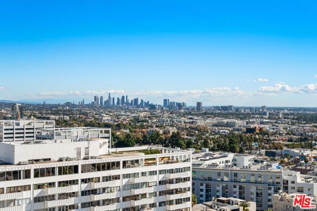 7250 Franklin Avenue 702, Los Angeles, CA 90046