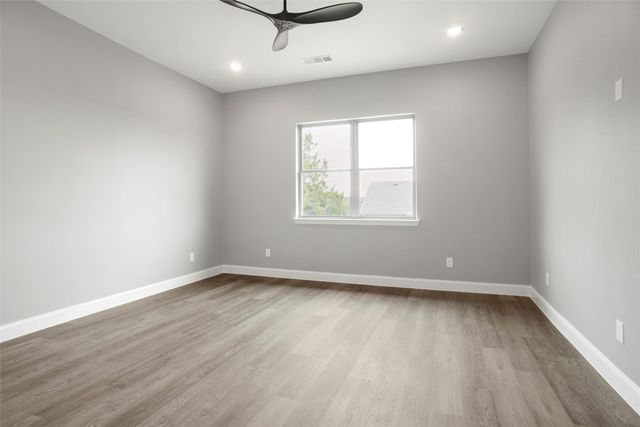 5824 Belaire Circle, Granbury, TX 76048