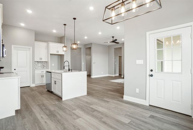 5824 Belaire Circle, Granbury, TX 76048