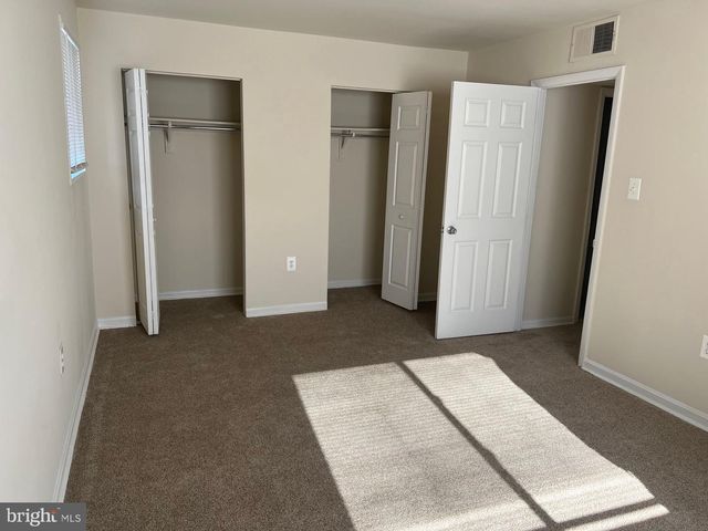 2500 QUEENS CHAPEL RD, Hyattsville, MD 20782