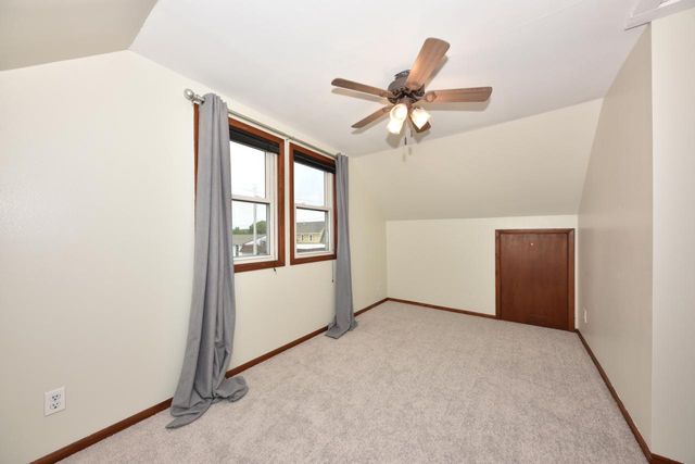 2616 S Chicago AVENUE, South Milwaukee, WI 53172
