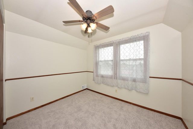 2616 S Chicago AVENUE, South Milwaukee, WI 53172