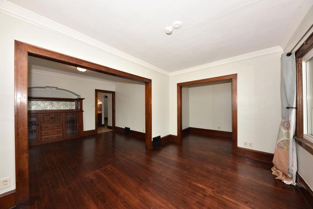 2616 S Chicago AVENUE, South Milwaukee, WI 53172