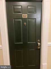 4850 EISENHOWER AVE #427, Alexandria, VA 22304