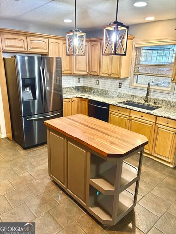 245 Buck Smith Road, Hogansville, GA 30230