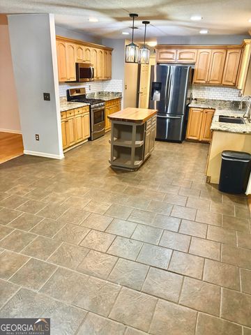 245 Buck Smith Road, Hogansville, GA 30230