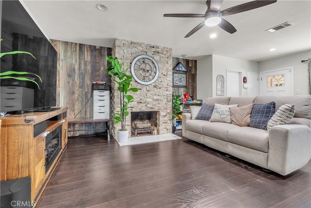 10548 Wiley Burke Ave, Downey, CA 90241