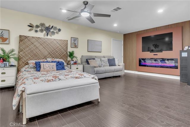 10548 Wiley Burke Ave, Downey, CA 90241