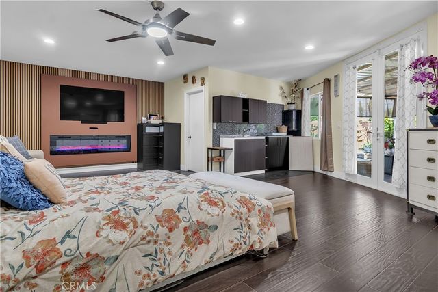 10548 Wiley Burke Ave, Downey, CA 90241