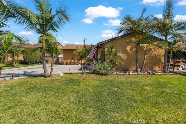 10548 Wiley Burke Ave, Downey, CA 90241
