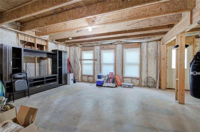 12 Autumn Wood SE Drive, Cartersville, GA 30120