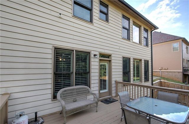 12 Autumn Wood SE Drive, Cartersville, GA 30120