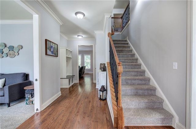 12 Autumn Wood SE Drive, Cartersville, GA 30120